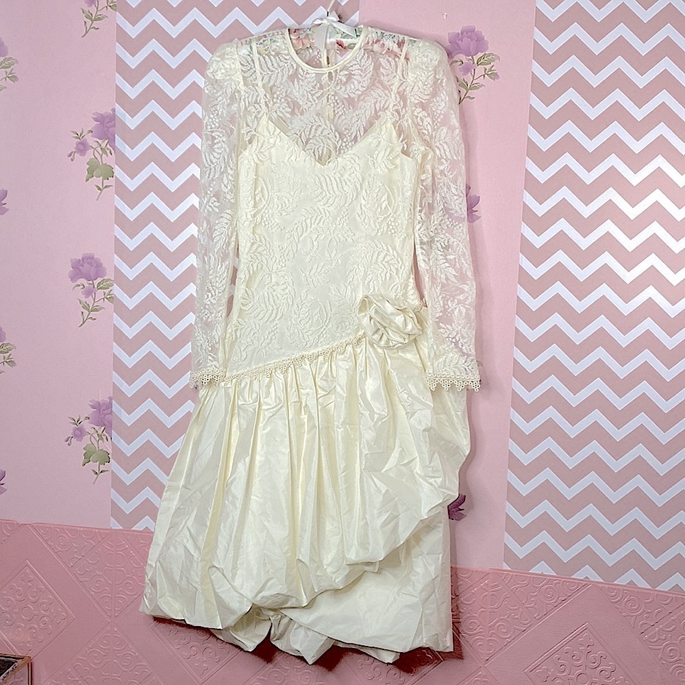 🌷Joseph Ribkoff 🌷Vintage Lace Flower & Pearl Embroidery Trim Wedding Style Dress - Picture 1 of 12
